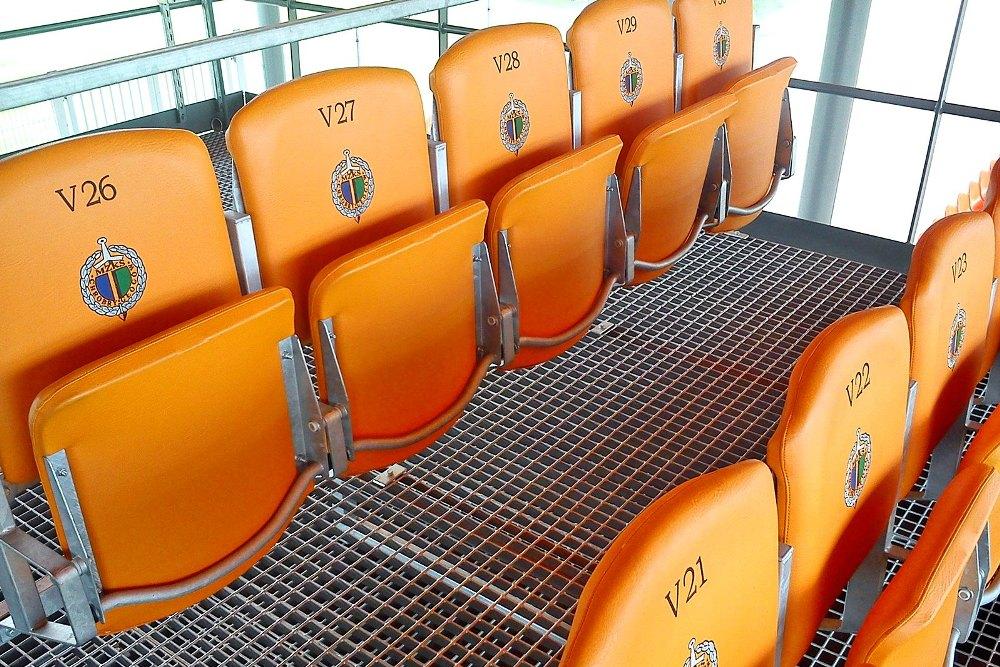Krzesełka stadionowe składane VIP tapicerowane